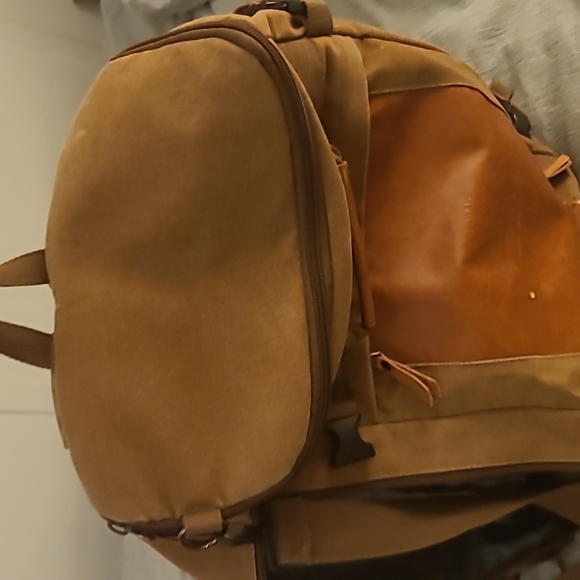 Mens brown duffel bag broken zipper - Picture 5 of 8